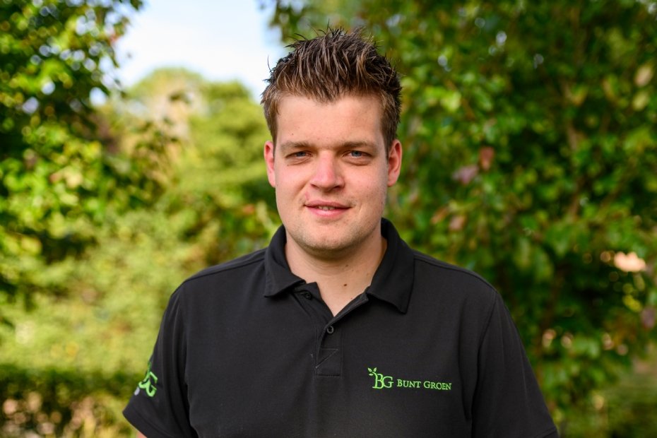 Wilmer Bunt: 'Met één druk op de knop zie ik hoeveel uren er in een project zitten.' Foto: Mettine Fotografie Wilmer Bunt: 'Met één druk op de knop zie ik hoeveel uren er in een project zitten.' Foto: Mettine Fotografie