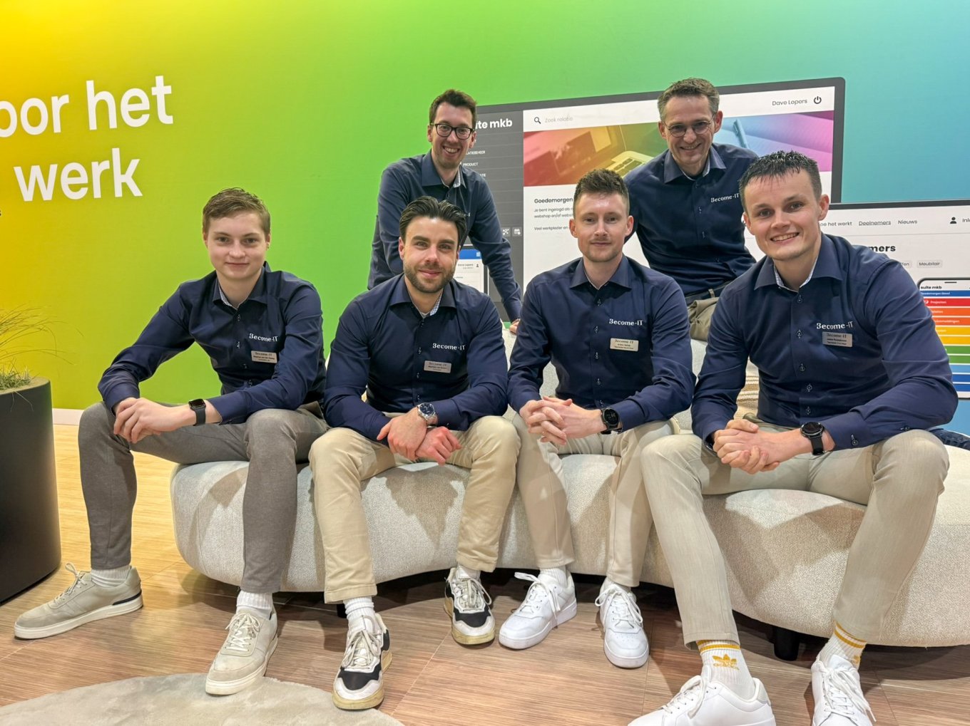 V.l.n.r. de consultants: Joshua Otten, Leo Kodde, Stefan van der Zwaag, Maarten van Eeden, Anton Verlek en Jesse Roozeboom