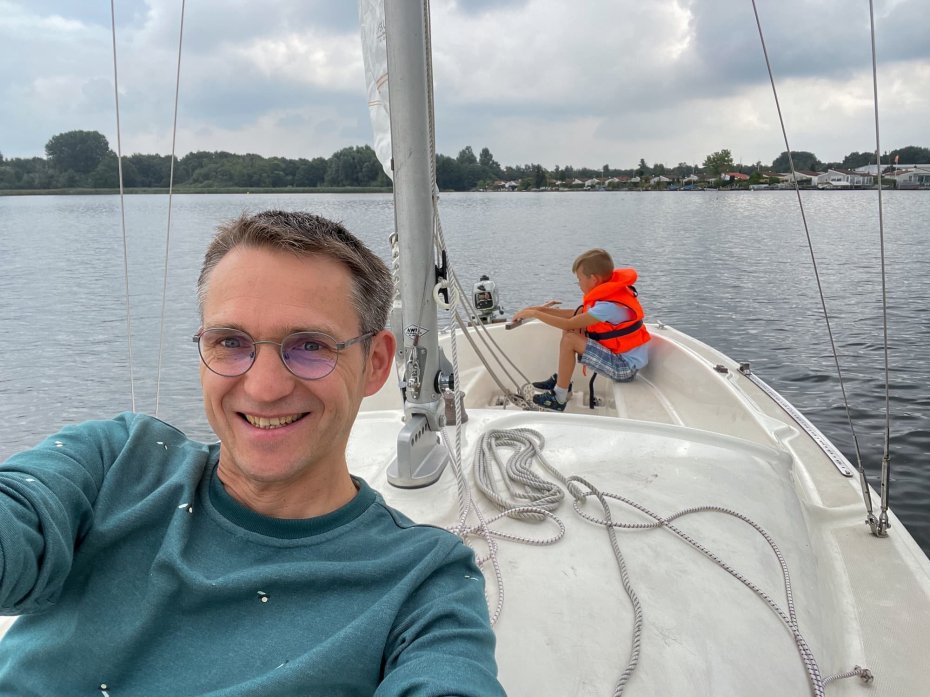 Ontzorgende MKB-bedrijfssoftware voor diensten sector Ontzorgende MKB-bedrijfssoftware voor diensten sector