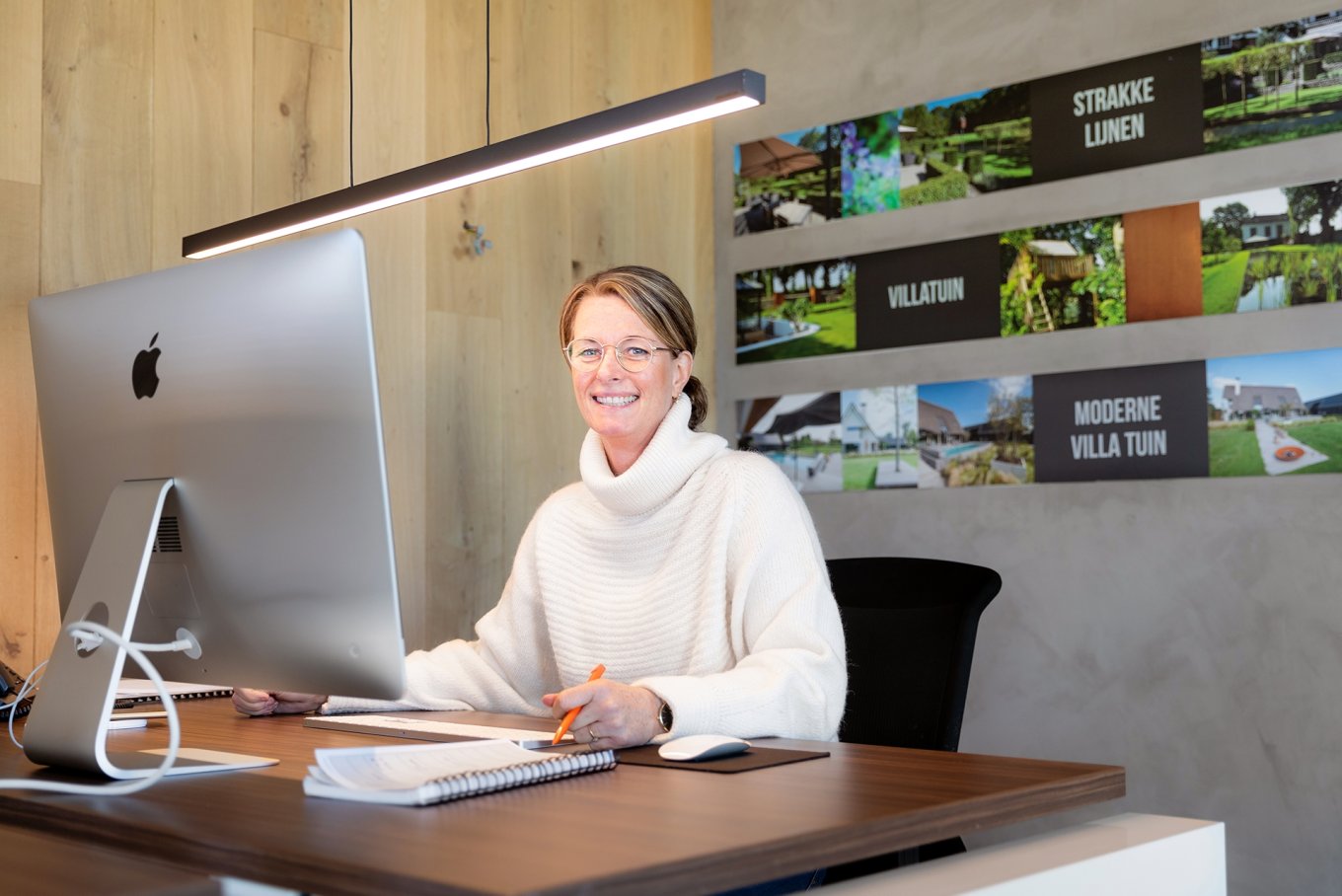 Softwareoplossing voor hoveniers en groenprofessionals die grip willen houden op hun planning, werkbonnen, urenregistratie en facturatie. Suite MKB software heeft een plantenbank. Softwareoplossing voor hoveniers en groenprofessionals die grip willen houden op hun planning, werkbonnen, urenregistratie en facturatie. Suite MKB software heeft een plantenbank.